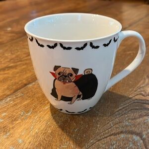 MILLY GREEN Britain Halloween Count Pugular Coffee Mug Cup Pug Dracula bats 2022